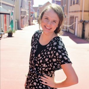 Meet your Posher, Cambrie